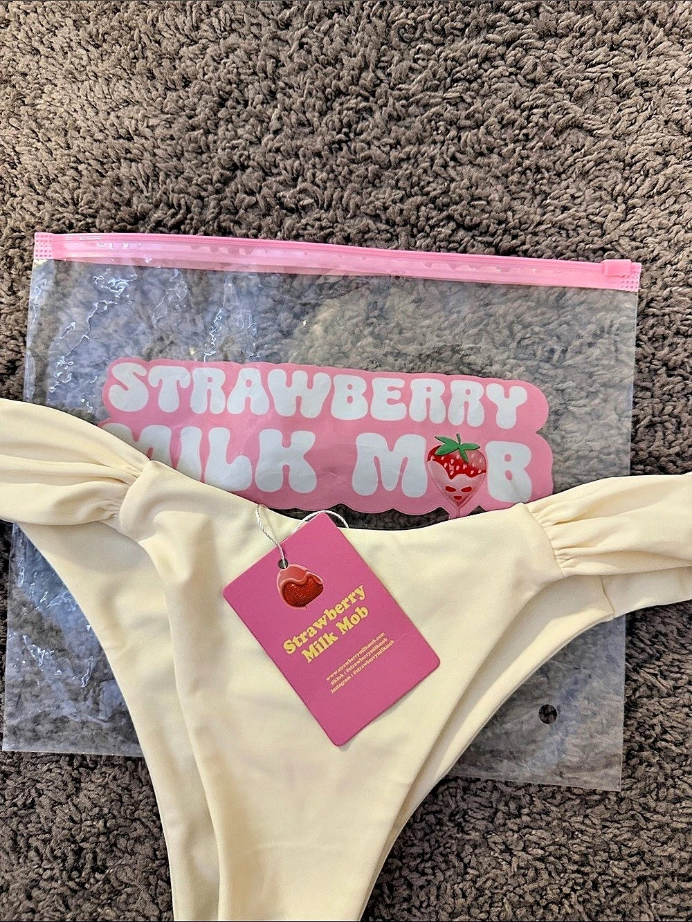 Strawberry Milk Mob Bikini Bottom Cream Small NWT
